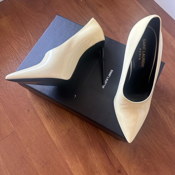 Saint Laurent pumps never worn. Beautiful style - Picture 2 of 4